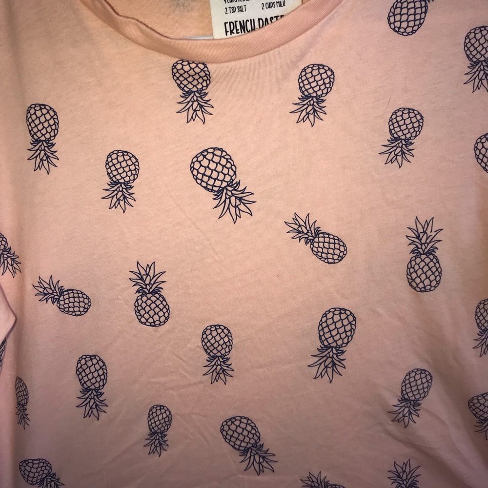 pineapple crop - Picture 2 of 3